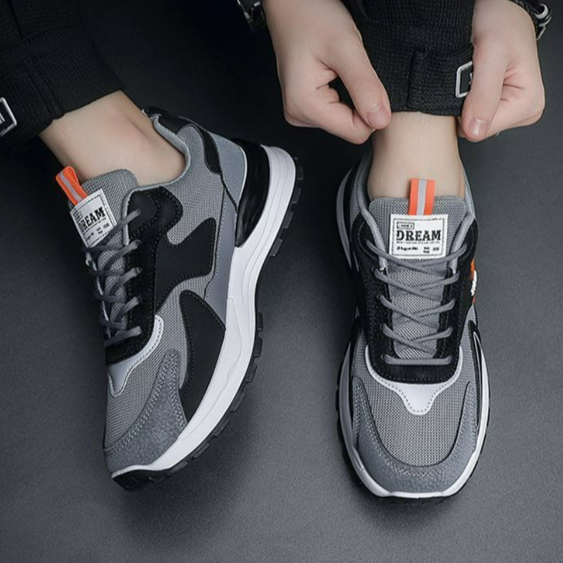 Scarpe da uomo alla moda Scarp - Badminton Shoes recensione e prezzo